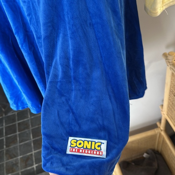 Sonic the Hedgehog dress - Picture 7 of 8